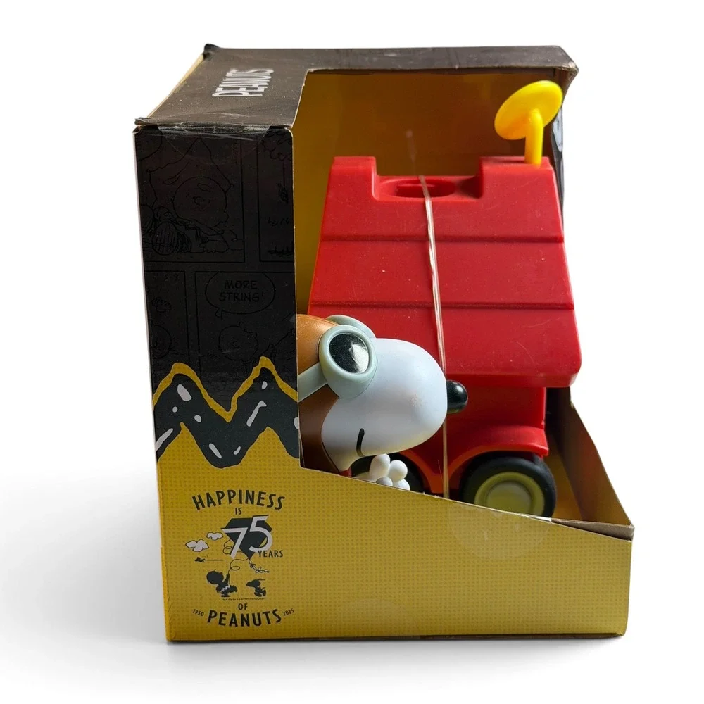 Peanuts 75th Anniversary Remote Control Snoopy with Doghouse RC Toy ET-0906